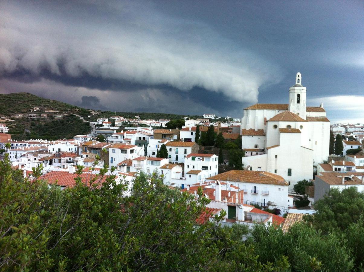 Apartamento Con Vistas Al Mar Cadaques Bagian luar foto
